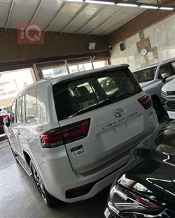 تويوتا لاندكروزر